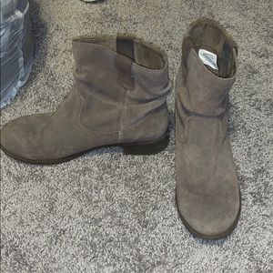 American eagle booties size 8